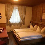 شقة Enzian
